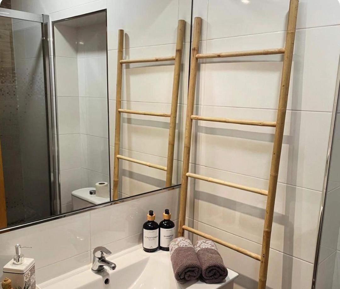 Home Suites Center Granada 2 Экстерьер фото