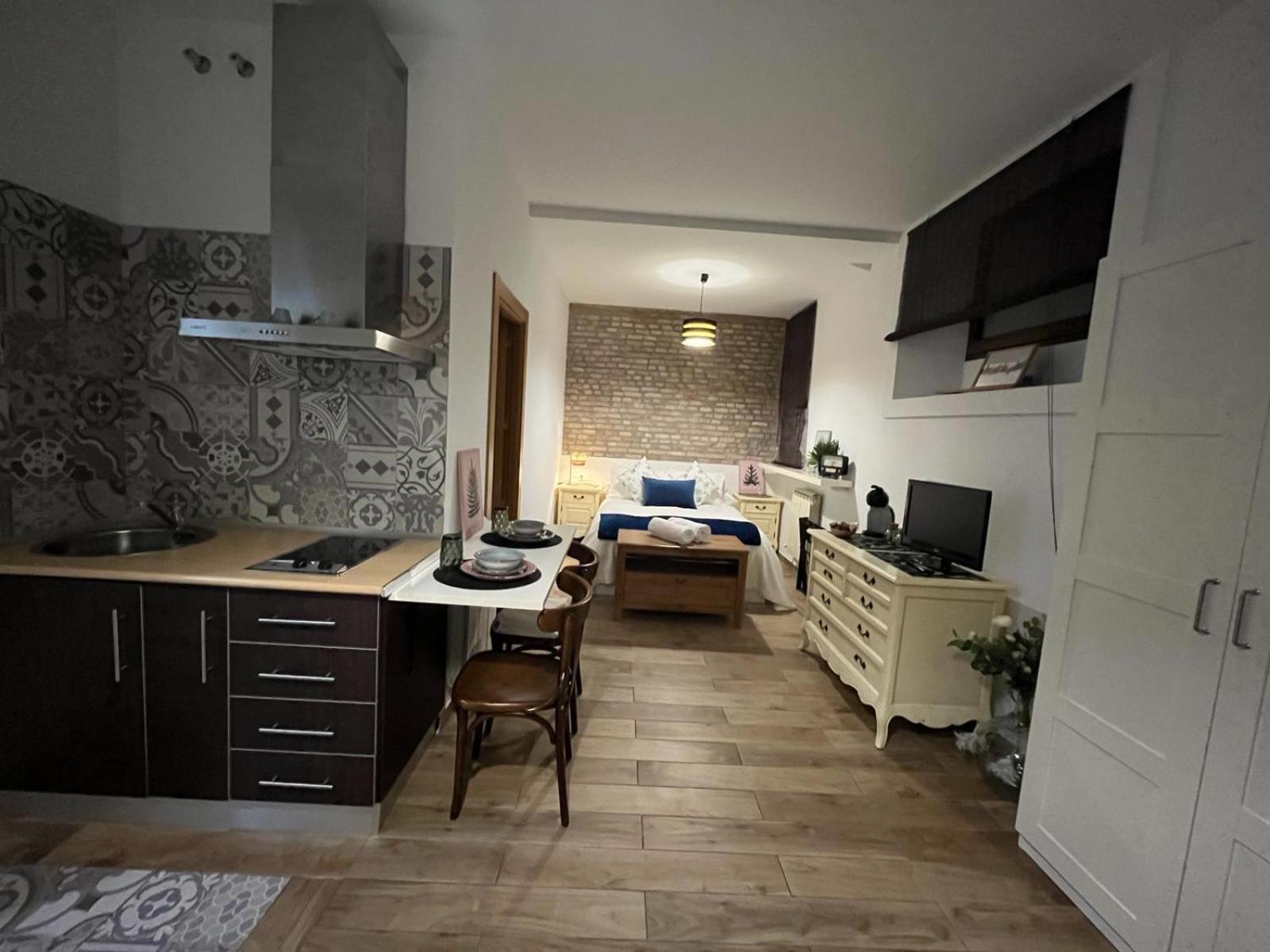 Home Suites Center Granada 2 Экстерьер фото