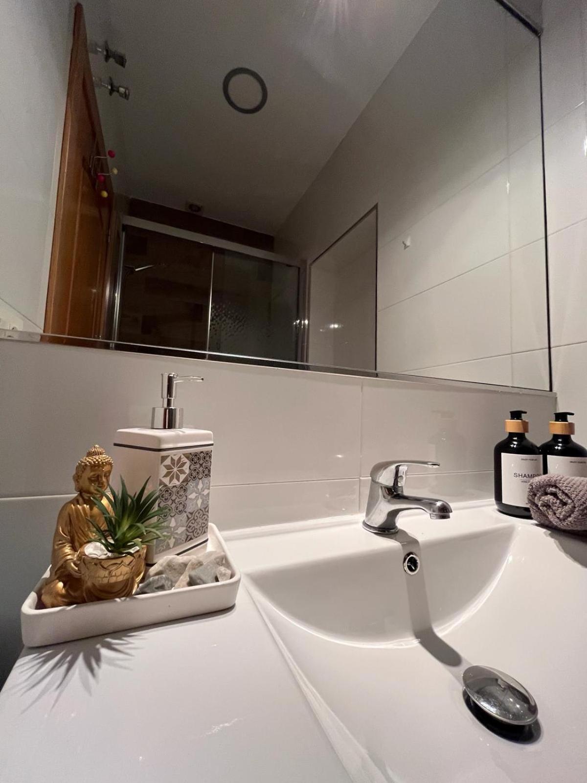 Home Suites Center Granada 2 Экстерьер фото